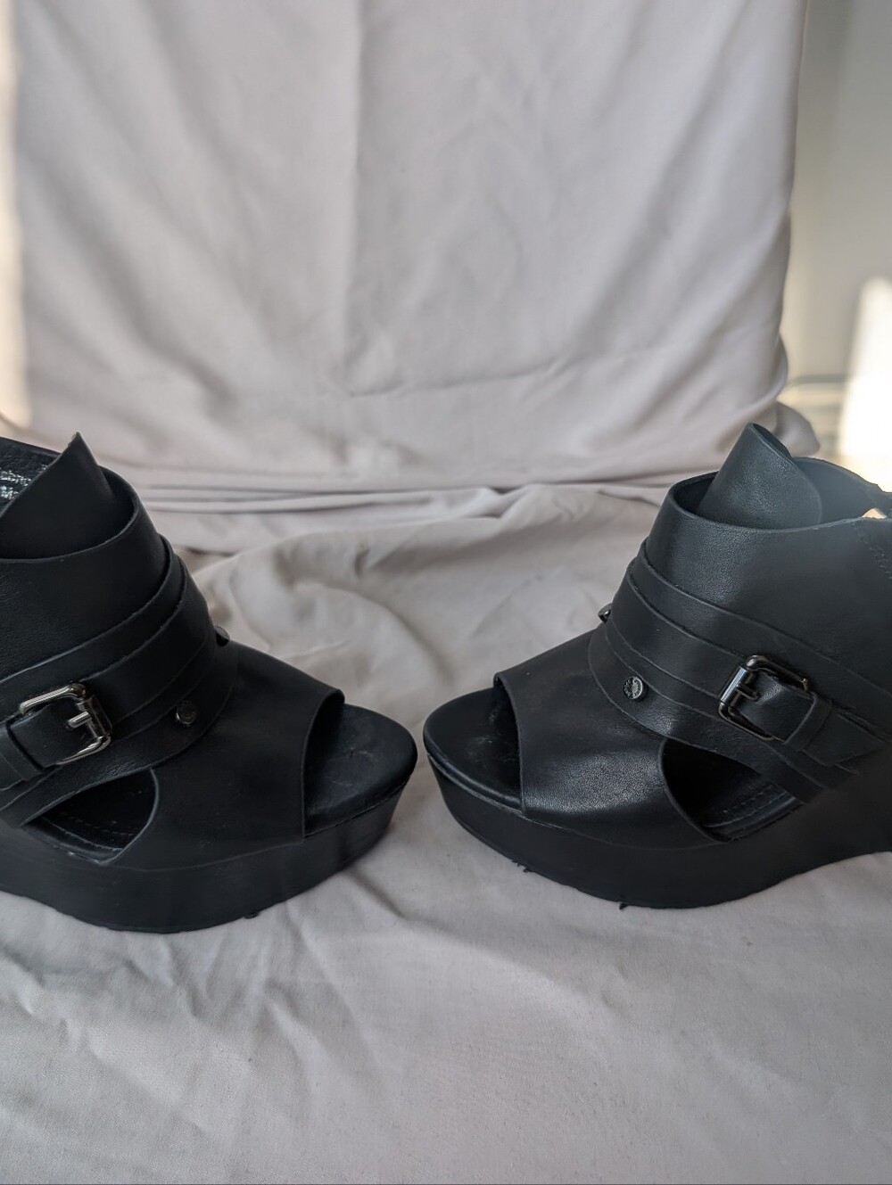 RUDSAK Black Leather Platform Wedge Sandals with Decorative Studs - Picture 6 of 7